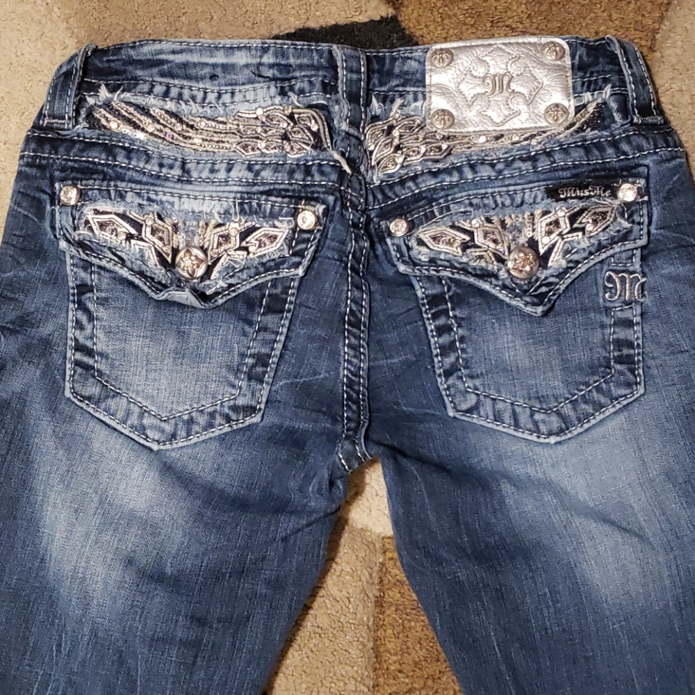 Miss Me women's cropped jeans